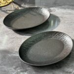 Тарілка-блюдо овальна "Чорний обеліск" 30.5*21.5*4 см