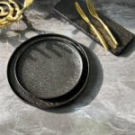 Тарілка з бортиками Olens "Чорний обеліск" 26*2,5 см