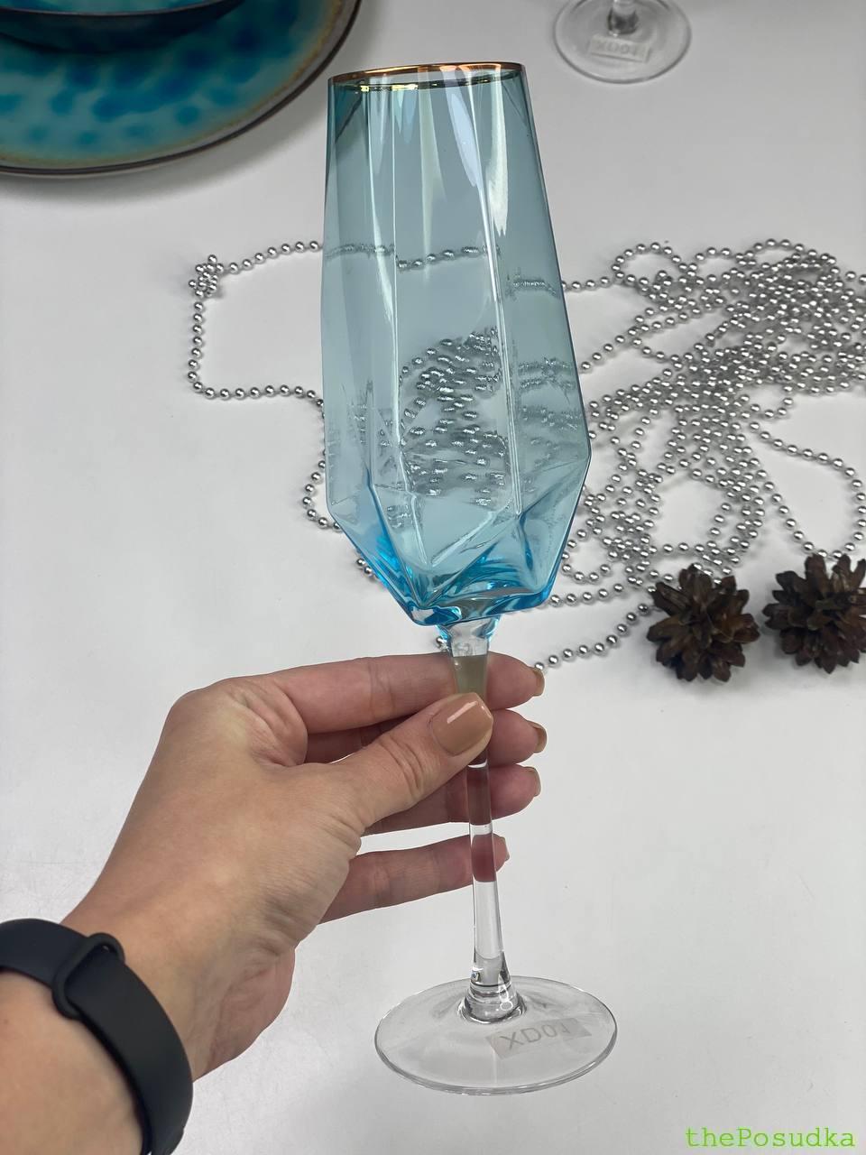 Келих для шампанського Olens "Блакитний діамант" 350 мл Зображення 4 – thePosudka Келих для шампанського Olens "Блакитний діамант" 350 мл - Зображення 4
