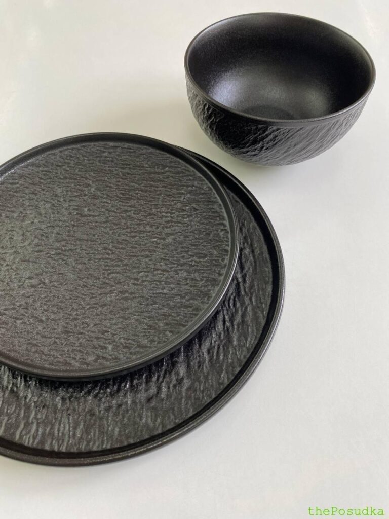 Тарілка з бортиками Olens "Чорний обеліск" 26*2,5 см Зображення 10 – thePosudka Тарілка з бортиками Olens "Чорний обеліск" 26*2,5 см Зображення 9 – thePosudka