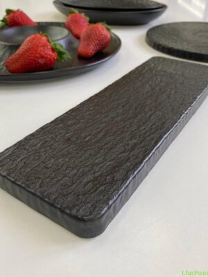 Брускетниця-камінь Olens "Чорний обеліск" 29,5*10*1,7 см