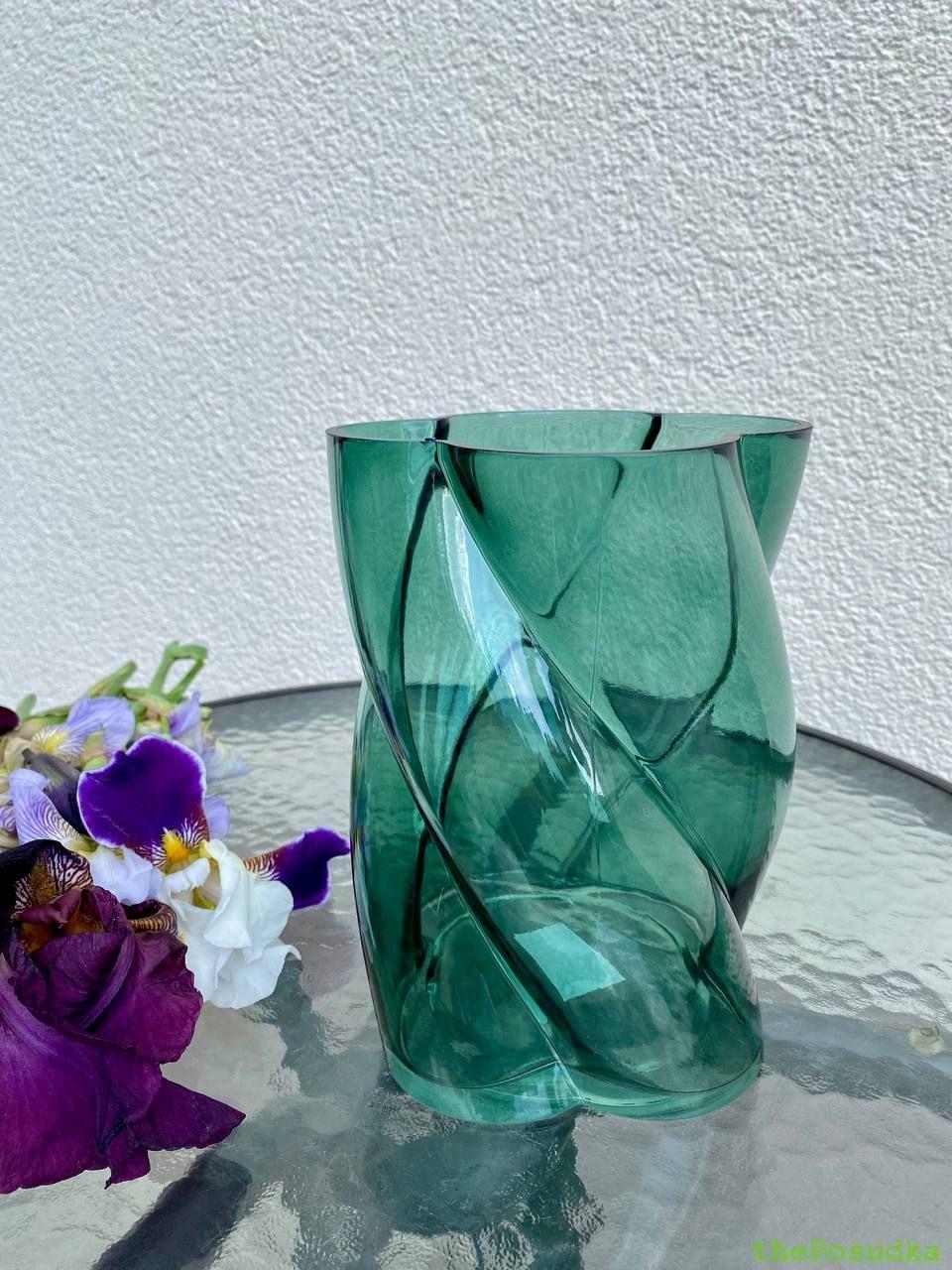 Ваза Olens "Спіріт" 16*16*20,5 см Зображення 1 – thePosudka Ваза Olens "Спіріт" 16*16*20,5 см