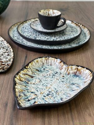 Тарілка-листок  Olens “Паноптікон" 17.3 * 14.2 см