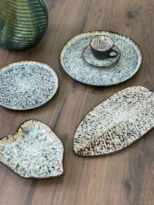 Сервірувальна тарілка-листок “Паноптікон”, 17.3*14.2