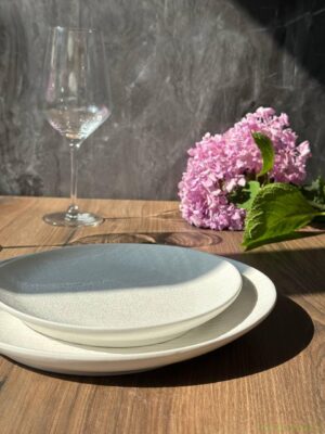 Тарілка  "Білий обеліск", 20,5 см