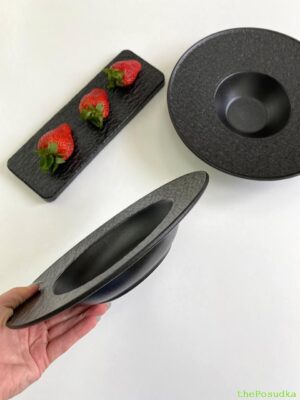 Тарілка Olens "Чорний обеліск" 24,5*15,5*4,2, 350 мл