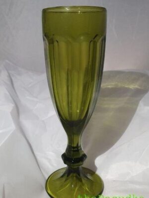 Келих для шампанського Olens "Відень" 180 мл, зелений