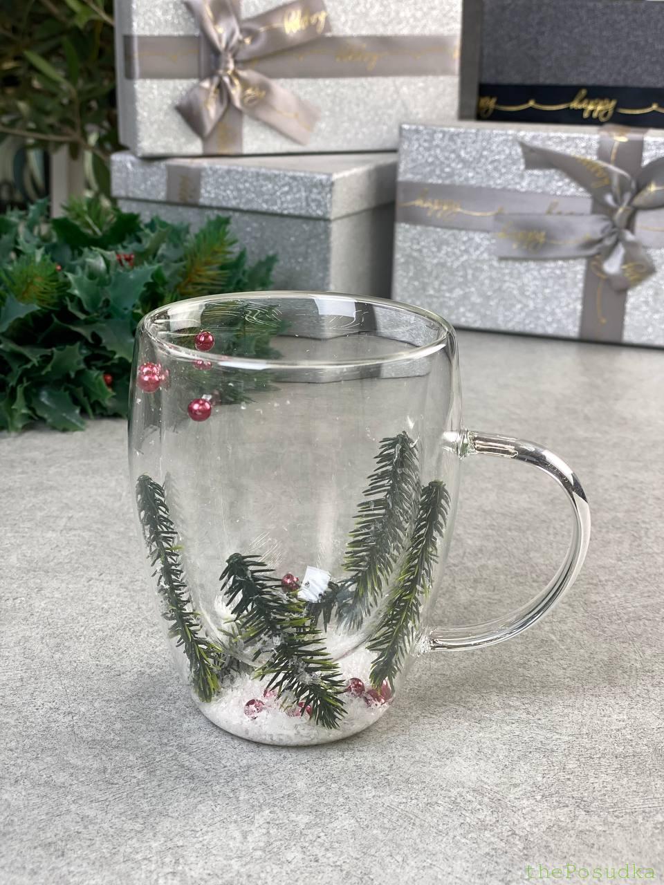 Скляна новорічна чашка з подвійним дном "Новорічний настрій", 300 мл Зображення 1 – thePosudka Скляна новорічна чашка з подвійним дном "Новорічний настрій", 300 мл