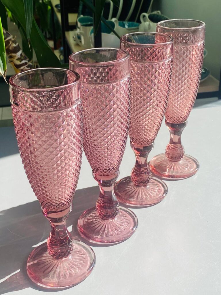 Набір 6 Келихів для Шампанського "Амбер" Рожевий 150 мл Зображення 4 – thePosudka Набір 6 Келихів для Шампанського "Амбер" Рожевий 150 мл Зображення 3 – thePosudka