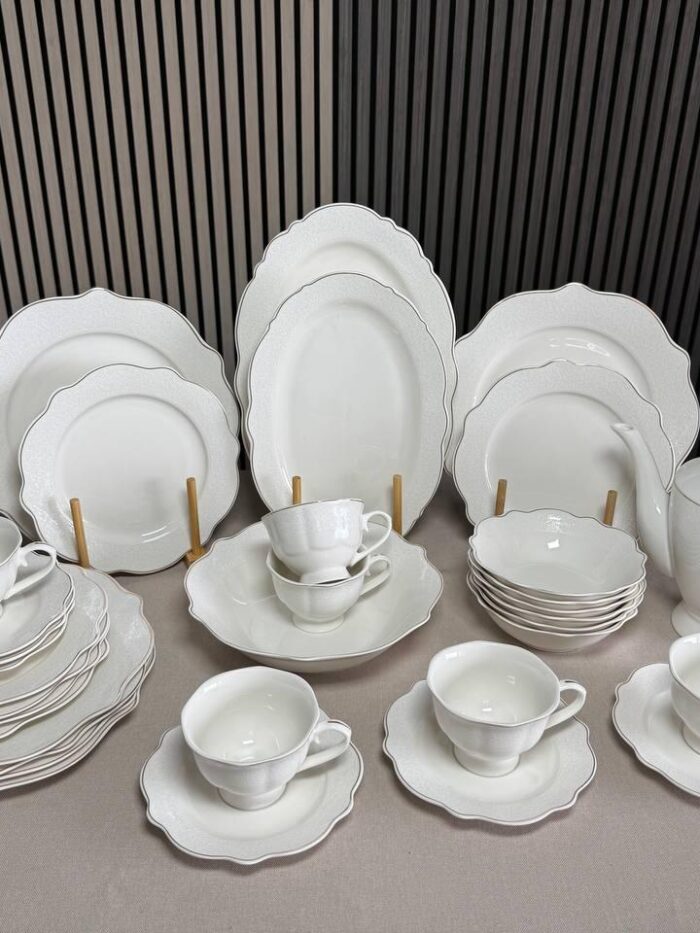Столовий фарфоровий сервіс «Velour Blanc» на 6 персон (34 предмети)