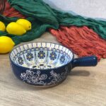 Тарілка глибока з ручкою "Тригір'я" Синя квітка, 500 мл