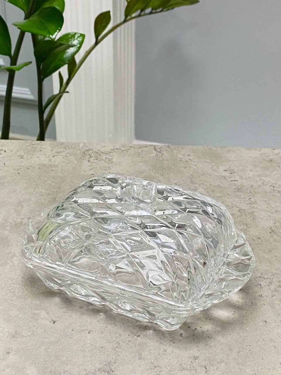 Маслянка скляна "Монарх" прозора, 17 * 10,5 см Зображення 1 – thePosudka Маслянка скляна "Монарх" прозора, 17 * 10,5 см