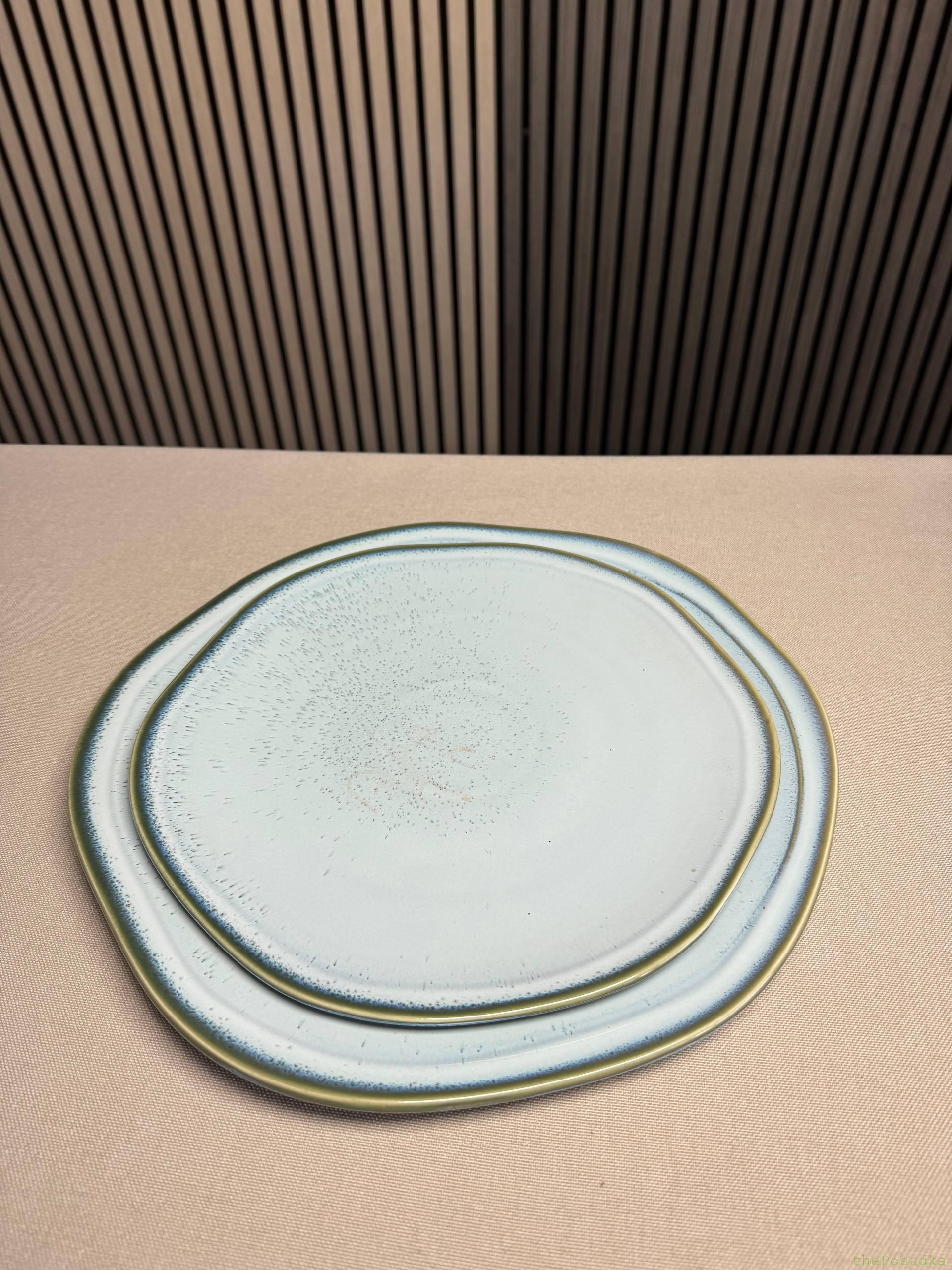 Тарілка "Атол" бірюзова, 25*2,5 см / 30*3 см Зображення 1 – thePosudka Тарілка "Атол" бірюзова, 25*2,5 см / 30*3 см